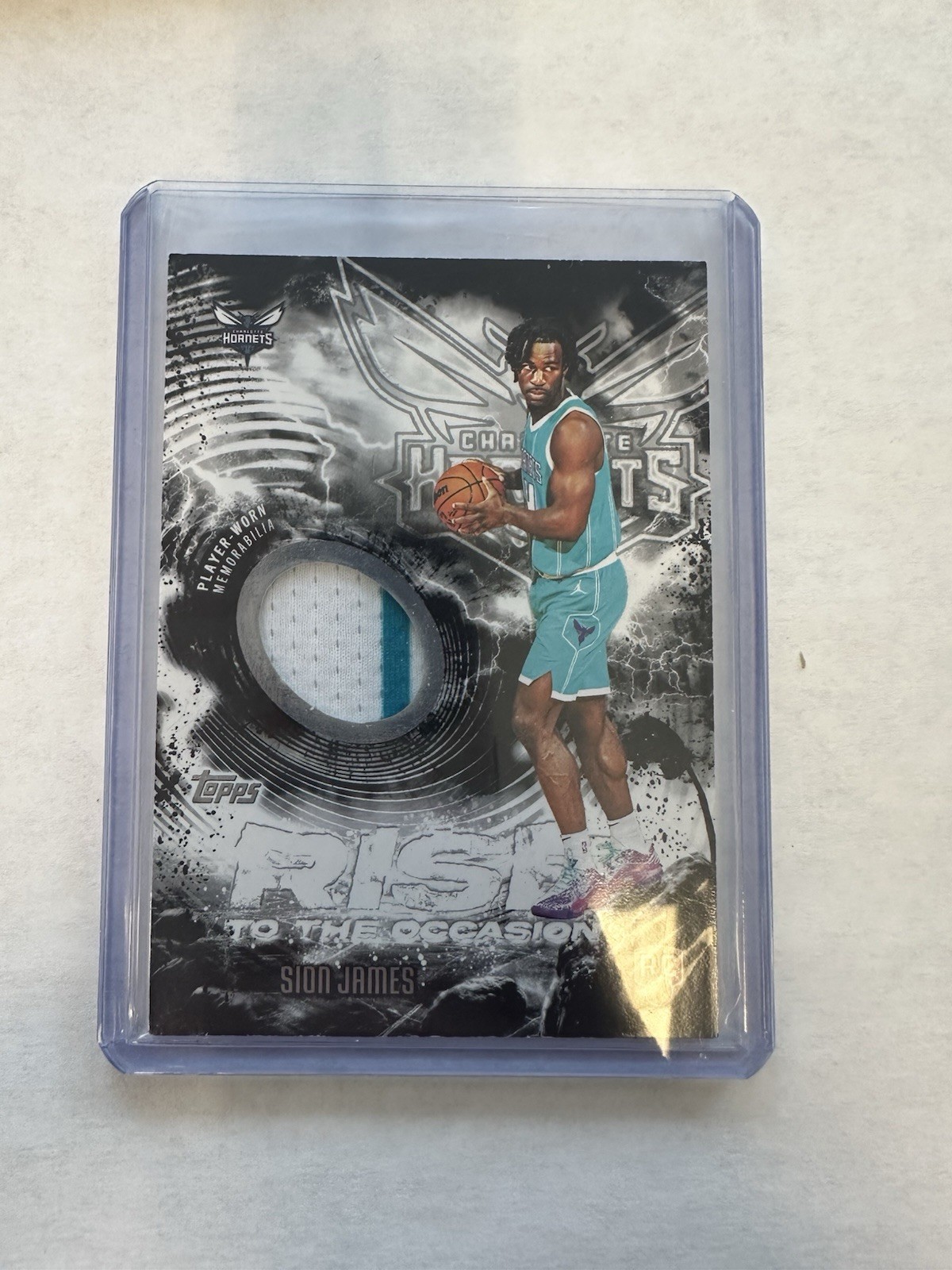 2025-26 Topps - Rise to the Occasion Relics Sion James #RTO-SJ (MEM, RC)