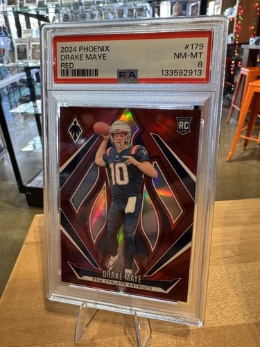 2024 Panini Phoenix Drake Maye #179 Red RC PSA 8