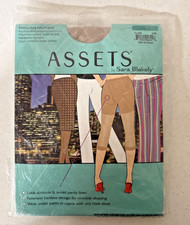 NIP Assets by Sara Blakely SIZE 3 Shapers Mid-Calf CAPRI Control NUDE