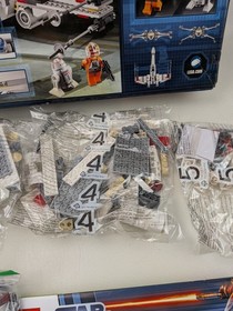 LEGO Star Wars (9493) X-Wing Starfighter Complete with Box Instructions Bags