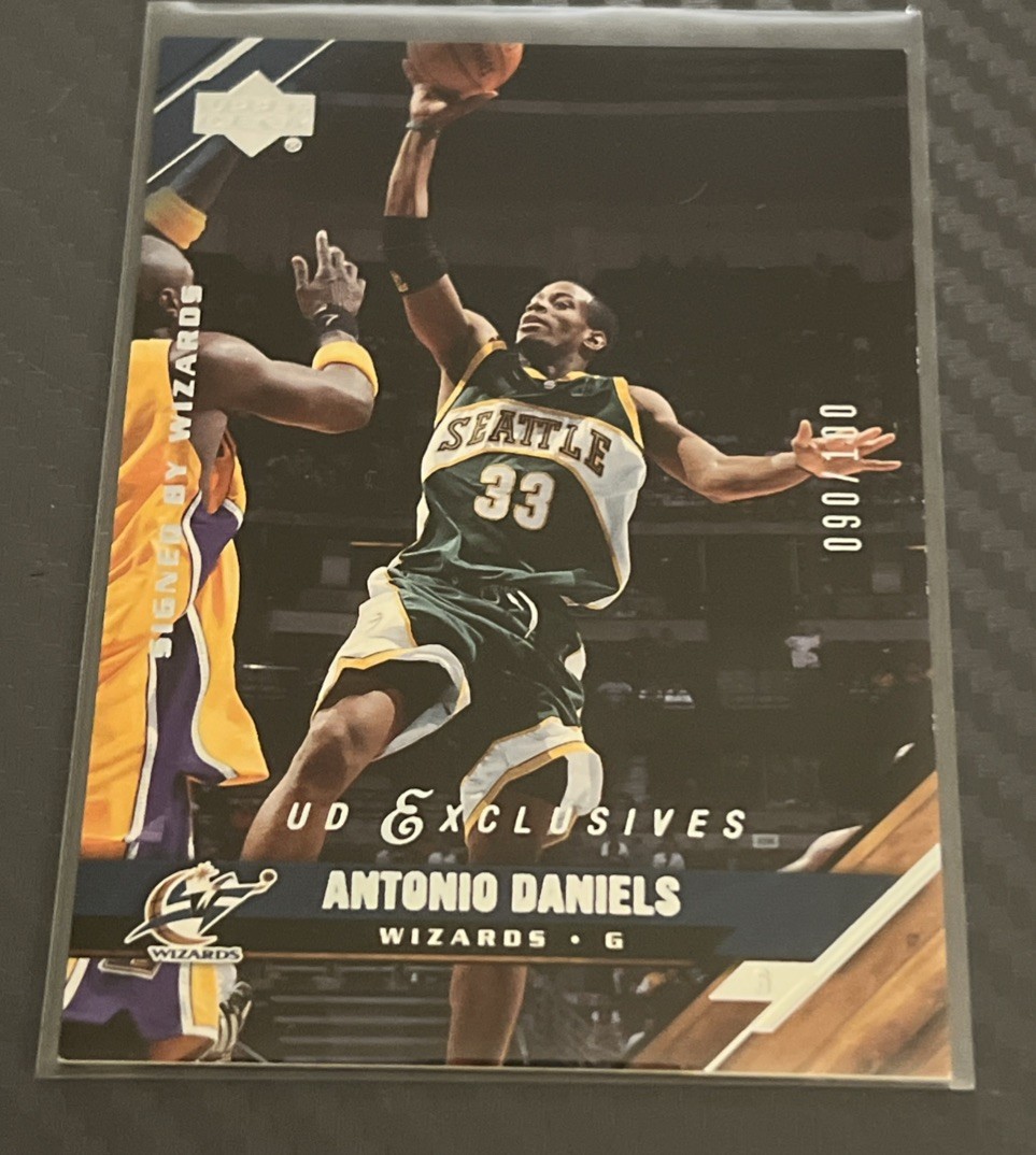 2005-06 Upper Deck Antonio Daniels #179 Silver UD Exclusives 90/100