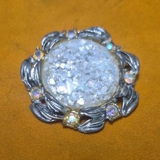 1930s Vintage/Antique Round Brooch With Rhinestones