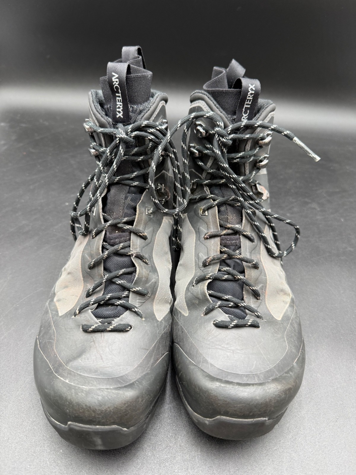 Arc’teryx Bora Mid GTX GORE-TEX Hiking Boots Size 10 US 9.5 UK  Men’s Black Gray thumbnail 3