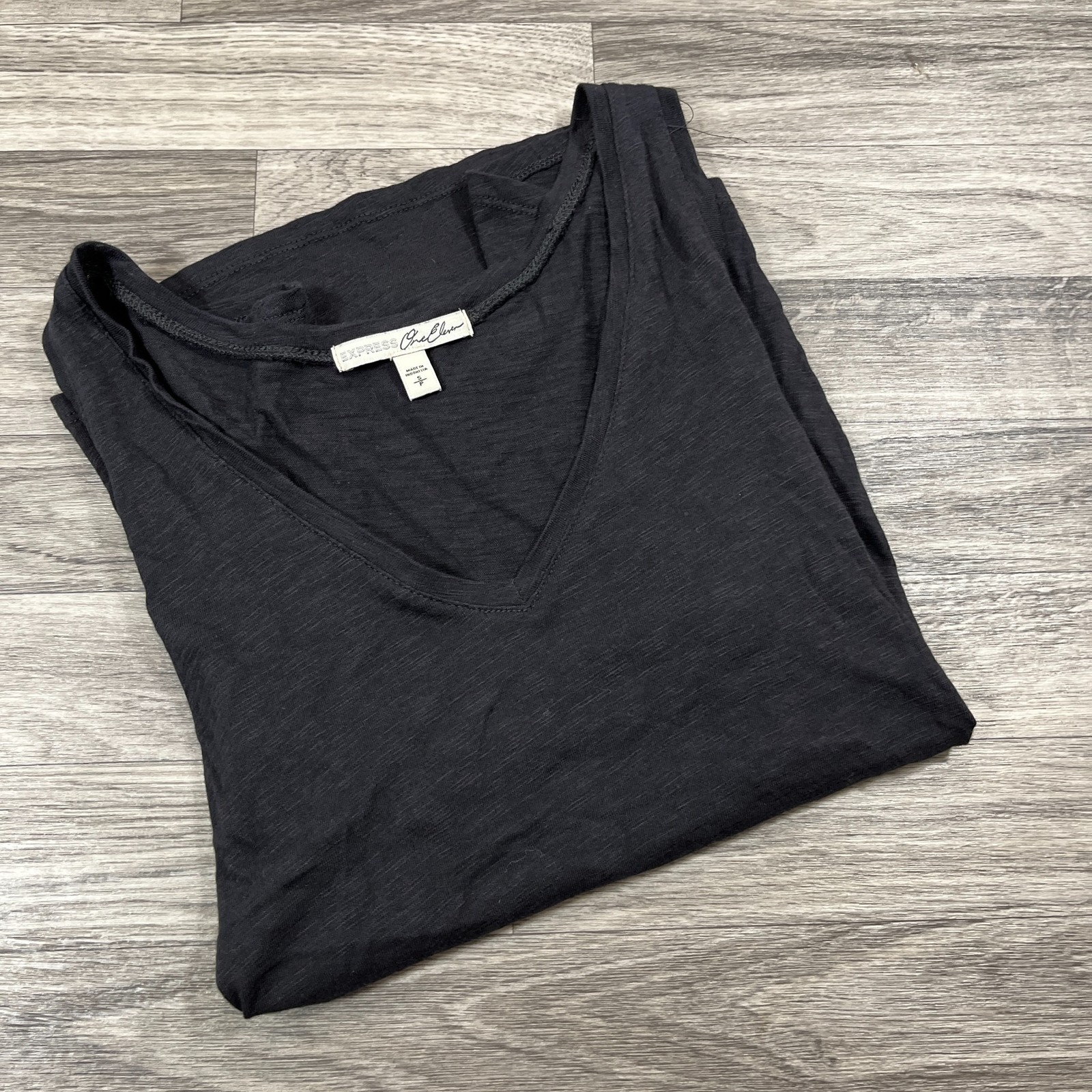 EXPRESS V-Neck Black Pullover Stretch Sleeveless … - image 11