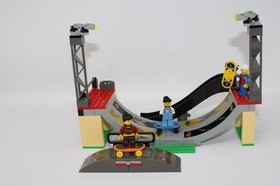 LEGO Island Extreme Skateboard Challenge 6738 Complete w/Instructions&Checklist