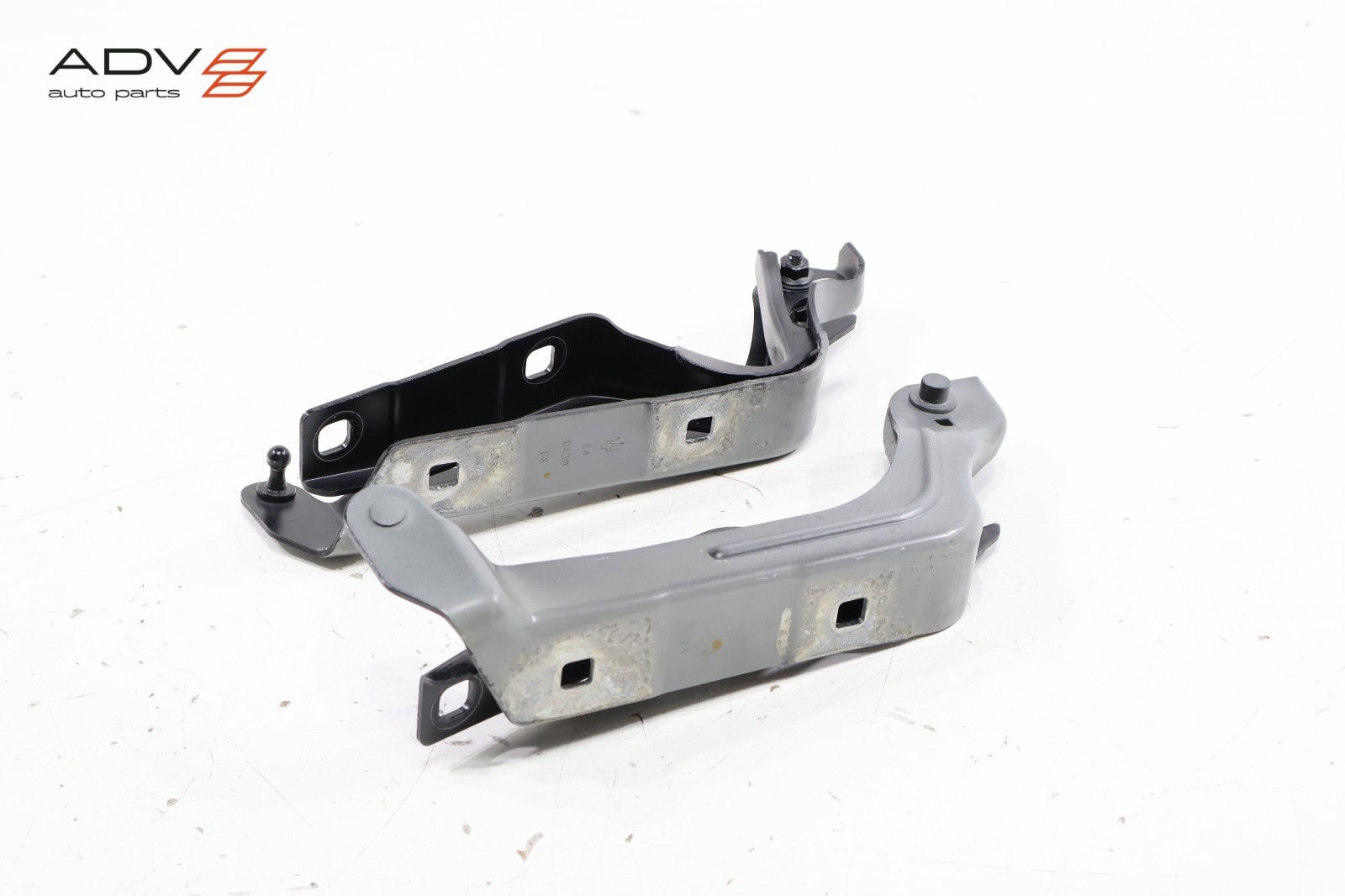 2014 - 2024 MASERATI GHIBLI HOOD BONNET LEFT & RIGHT SIDE HINGE SUPPORT OEM SET