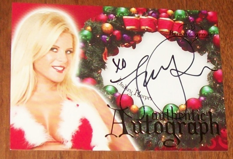 2006 Holiday Lindsey Roeper Autographed Bench Warmer Card