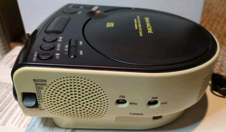 Sony ICF-CD815 Dream Machine Reproductor de CD Radio Reloj Funciona Excelente Foto 4 de 4