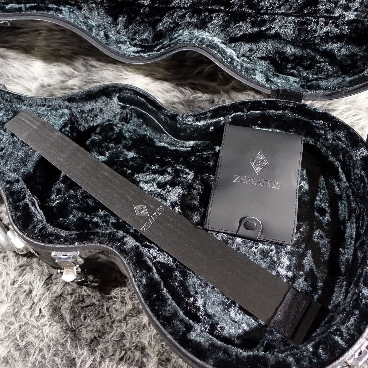 Zemaitis Custom Shop Tony S Collection S24ST RB2C Used Electric