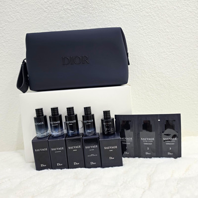 Dior Navy Zipper Toiletry Pouch + 10ml Sauvage fragrance  collection.