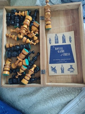 Vintage 1947 Kingsway Florentine Chess Set Royal Game of Chess Complete Wood Box