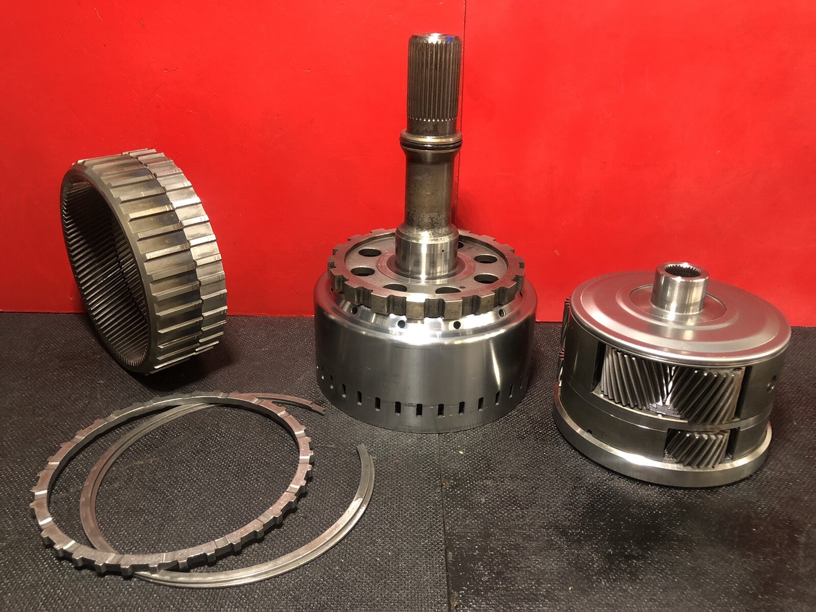 2007UP GM CHEVY 6L90 TRANSMISSION OUTPUT SHAFT CARRIER W/