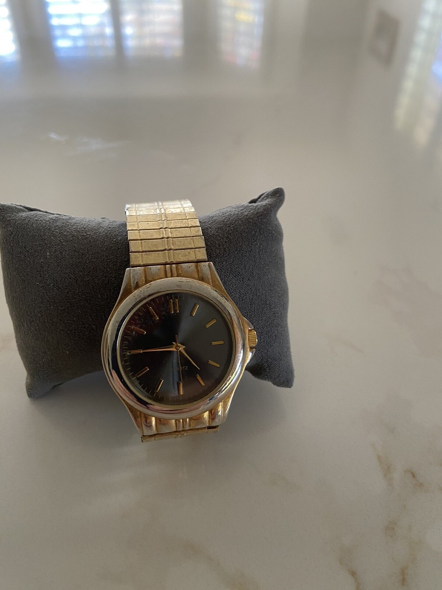GENEVA•TIME Model J002 2000s Geneva Mens Quartz Wrist Watch Gold Tone 57832KNX S60