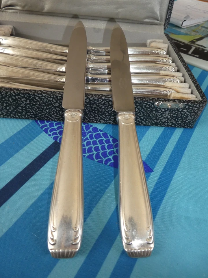 Boulenger coffret 12 couteaux à dessert métal argenté modèle régence Boulenger - Photo 3/4