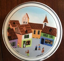 Villeroy Boch, Design Naif 4" Luxembourg Trinket Box purchased in late 60's.