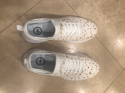 Never Worn Women S Apl Shoes In White Calf Hair With Gold Specks