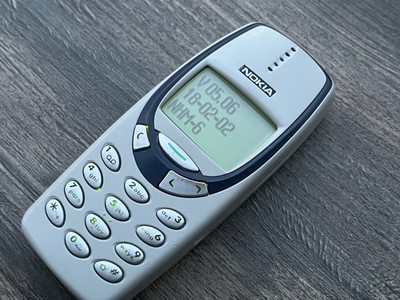 Genuine Nokia 3330 - 1MB - White color (Unlocked) Vintage rare GSM Mobile Phone