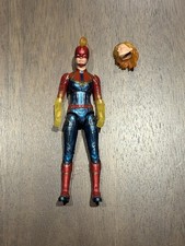 Figura de acción suelta Hasbro Marvel Legends Capitana Marvel forma binaria MCU
