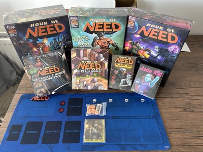 Stunde der Not + Erweiterung & 2 x Spielmatten [BRANDNEU] {GRATIS P&P]