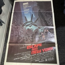 Vintage 1981 ESCAPE FROM NEW YORK Movie Poster 27” X 41” Original One Sheet