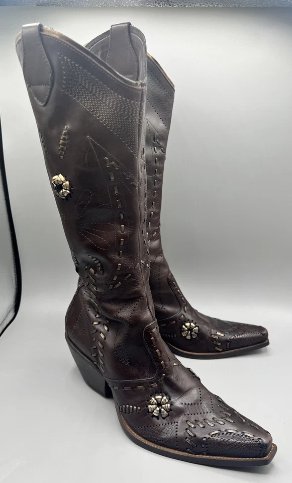 BCBGirls Mujeres Cuero Marrón Dorado Flor Puntada Botas Vaqueras Occidentales Talla 8.5 B Foto 3 de 4