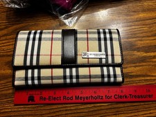 NON AUTHENTIC Burberry Wallet