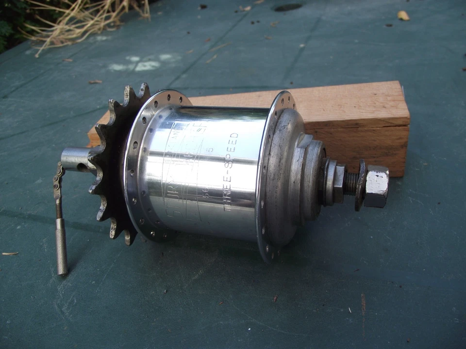 Bicicleta de colección mayo 1956 Sturmey Archer AW TRES VELOCIDADES CUBO 36h 18t Foto 4 de 4