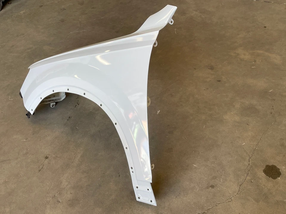 Audi Q7 2017 2018 2019 delantero izquierdo guardabarros panel cubierta carcasa blanca 1625 OEM Foto 2 de 4