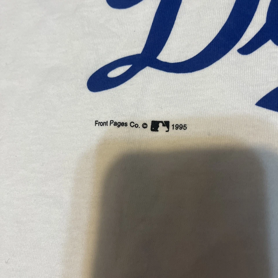 Винтажная футболка 90-х MLB LOS ANGELES DODGERS HIDEO NOMO NEWS PAPER LA TIMES 1995 L - Изображение 4 из 4