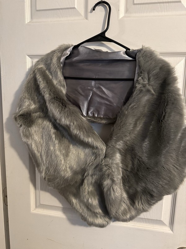 Moss Rose Grey Faux Fur Shrug Wrap Wedding Bridal Formal One Size Fits Most