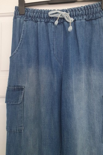 BNWT Made In Italy Size 16 Mid Blue Pull On Straight 28" Leg Cargo Style Jeans - 第 2/4 張圖片