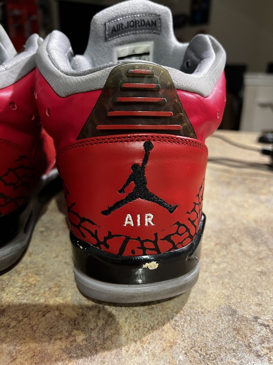 Nike Air Jordan Size 11.5 - Jordan Rare Air Varisty Red