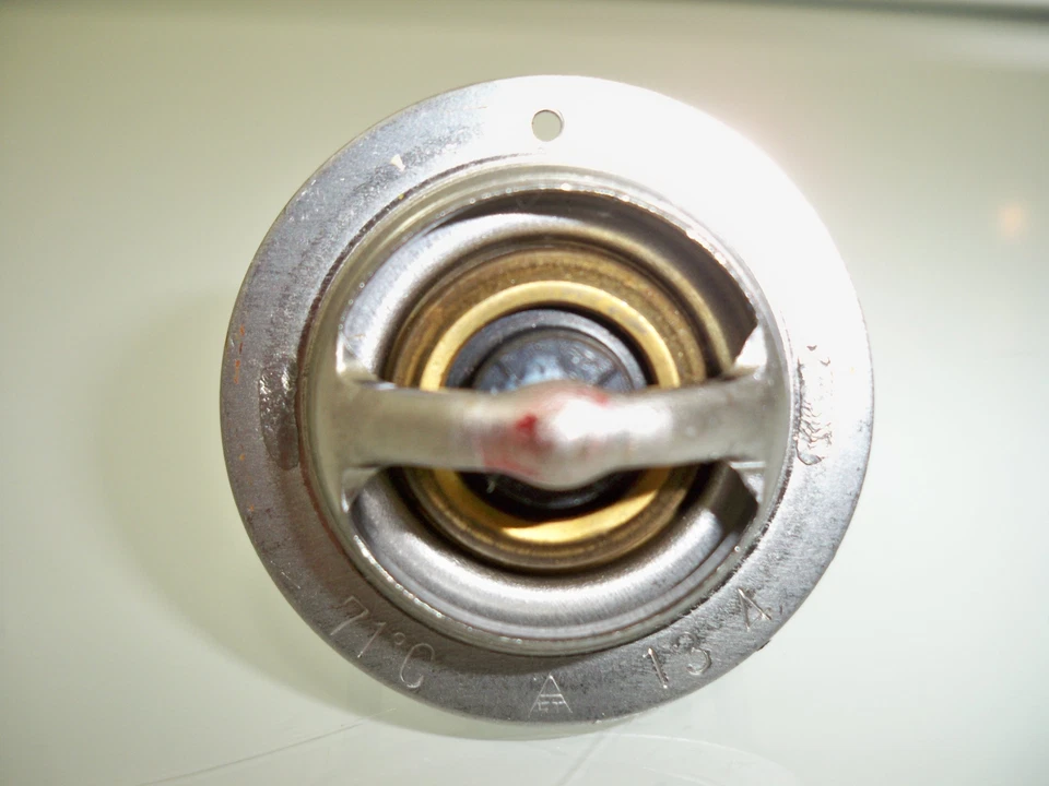 Thermostat By Kubota B1700D B1700E B1700HSD B1700HSE B21 B2100D B2100E B2100HSD - Image 4 of 4