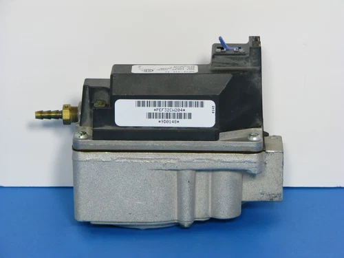 WHITE RODGERS YORK FURNACE NATURAL GAS VALVE 36F24-210-E1 EF32CW204 WR