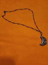 Magnetic Cresent Moon Necklace