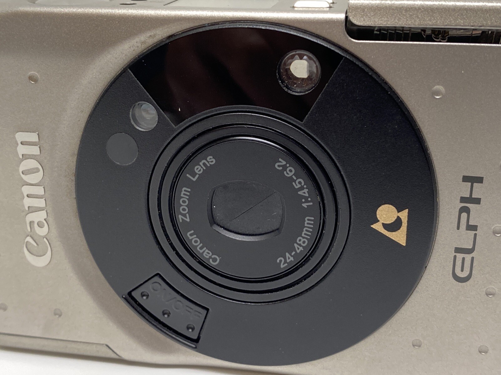 Canon ELPH Point & Shoot / Zoom Camera APS Lens 24 mm 48 mm