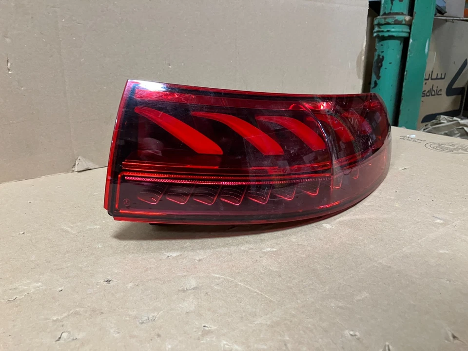 2023-2024 MERCEDES EQS SUV LED A2969060601 RH PASSENGER OEM TAIL LIGHT 199368 Foto 2 de 4