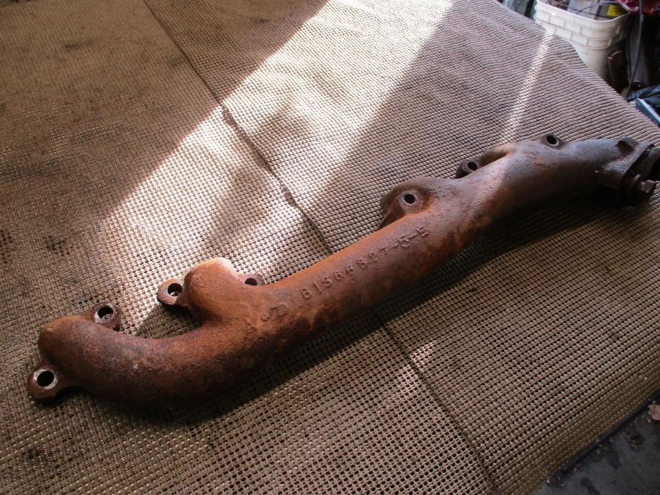 Buick Electra Wildcat Riviera 1964 1965 1966 401 425 LH colector de escape 1366827 Foto 3 de 4