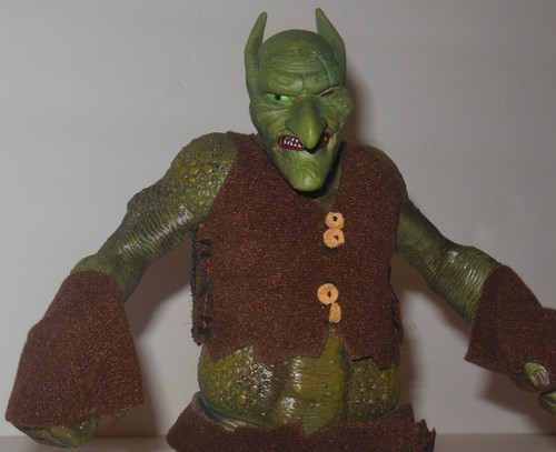 EverQuest: The Ruins of Kunark Troll Warrior Toy Vault series 1 loose figure - Picture 8 of 9