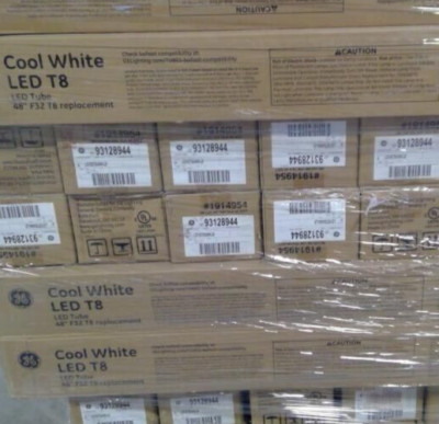 LED Tube GE 93128944, T8 Shape15W 120V, Pack of 20 Pcs Brand New