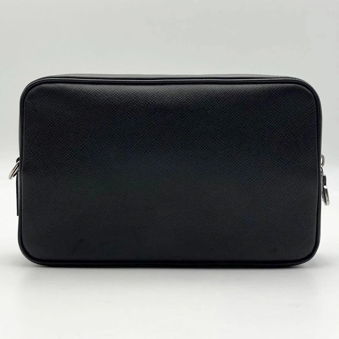 Louis Vuitton Pochette Kasai, Black, One Size