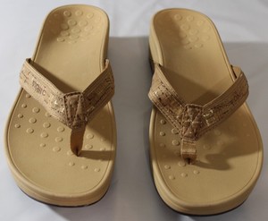 vionic platform flip flops