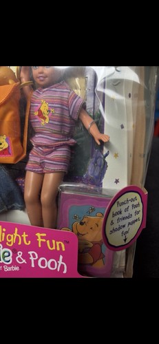 VINTAGE 1997 FLASHLIGHT FUN STACIE & POOH BARBIE DOLL MATTEL - Picture 6 of 8
