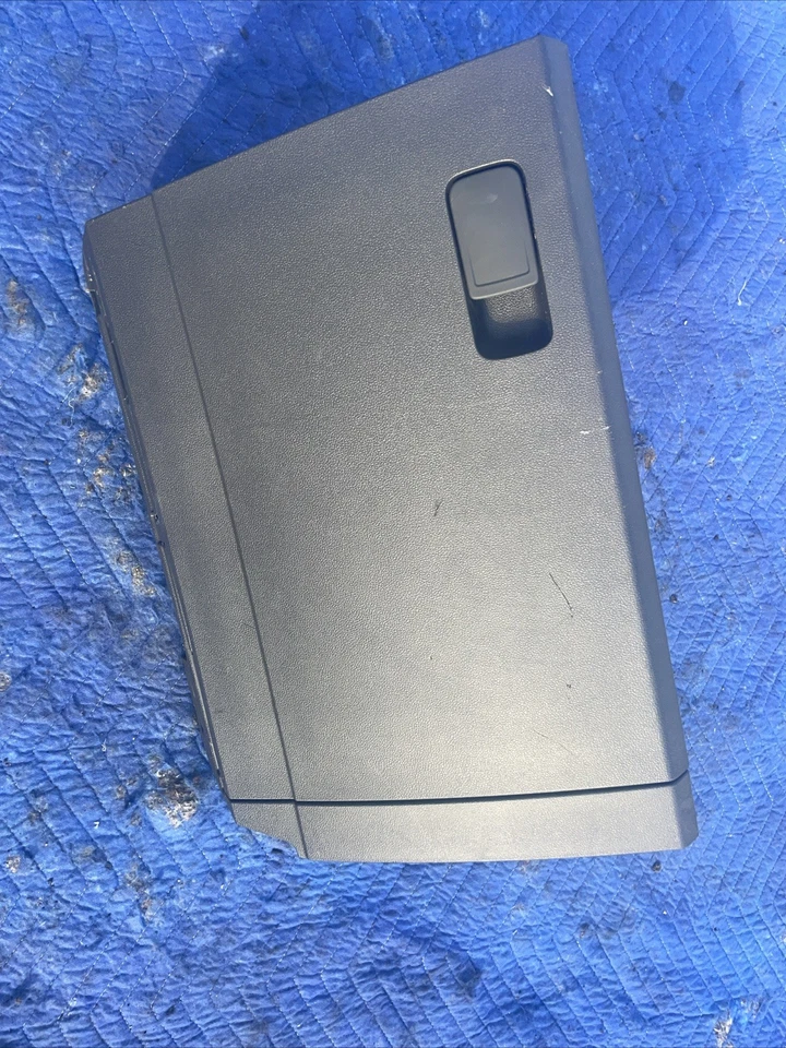 VOLKSWAGEN JETTA GLI 2019-2021 Autobahn SEL TABLERO DERECHO GUANTERA ALMACENAMIENTO OEM Foto 4 de 4