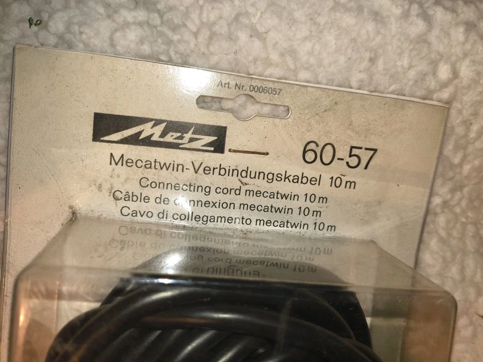 Vintage Metz Mecatwin connecting cord 60-57 (32 foot) - Image 2 of 4