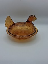 Indiana Glass Vintage Hen On a Nest Amber Covered Candy Dish with Textured Base