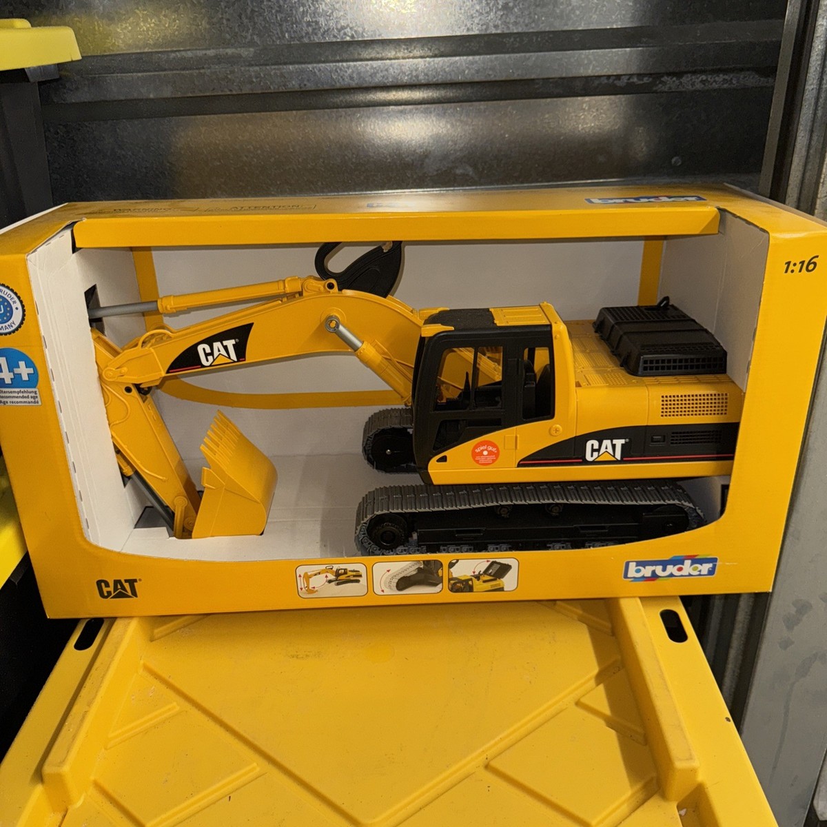 Bruder Cat Excavator 1:16 Model 02439 | eBay