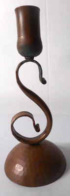 Weeda Tasmanian Hammered Copper Candlestick 20th Century Arts Crafts-style READ