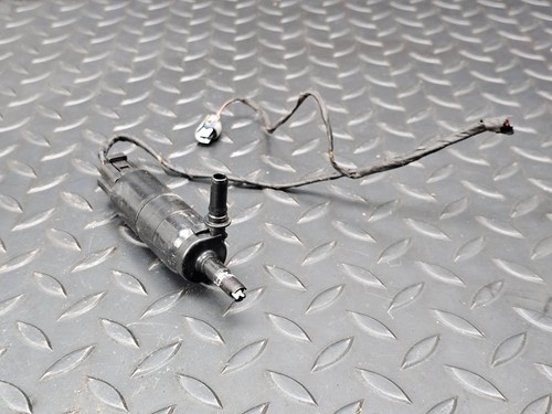 BMW 1 2 3 4er F20 F22 F30 F32 F10 F06 F12 F01 Scheinwerferwaschpumpe 7217792