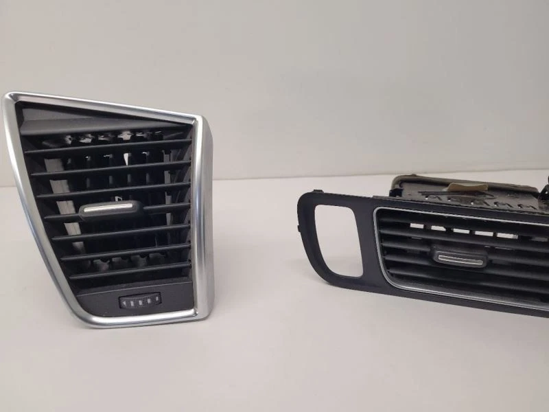 AUDI 8R Q5 SQ5 2009-2012 JUEGO DE 3 SALPICADEROS DELANTERO IZQUIERDO CENTRO DERECHO AIRE ACONDICIONADO VENTILACIÓN OEM Foto 3 de 4